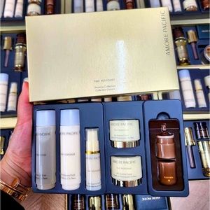 AMORE PACIFIC Time Response Universe Collection Experience Travel Set (6 items)